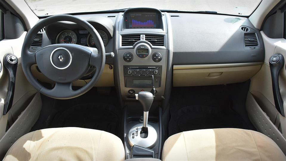 کابین رنو مگان مونتاژی